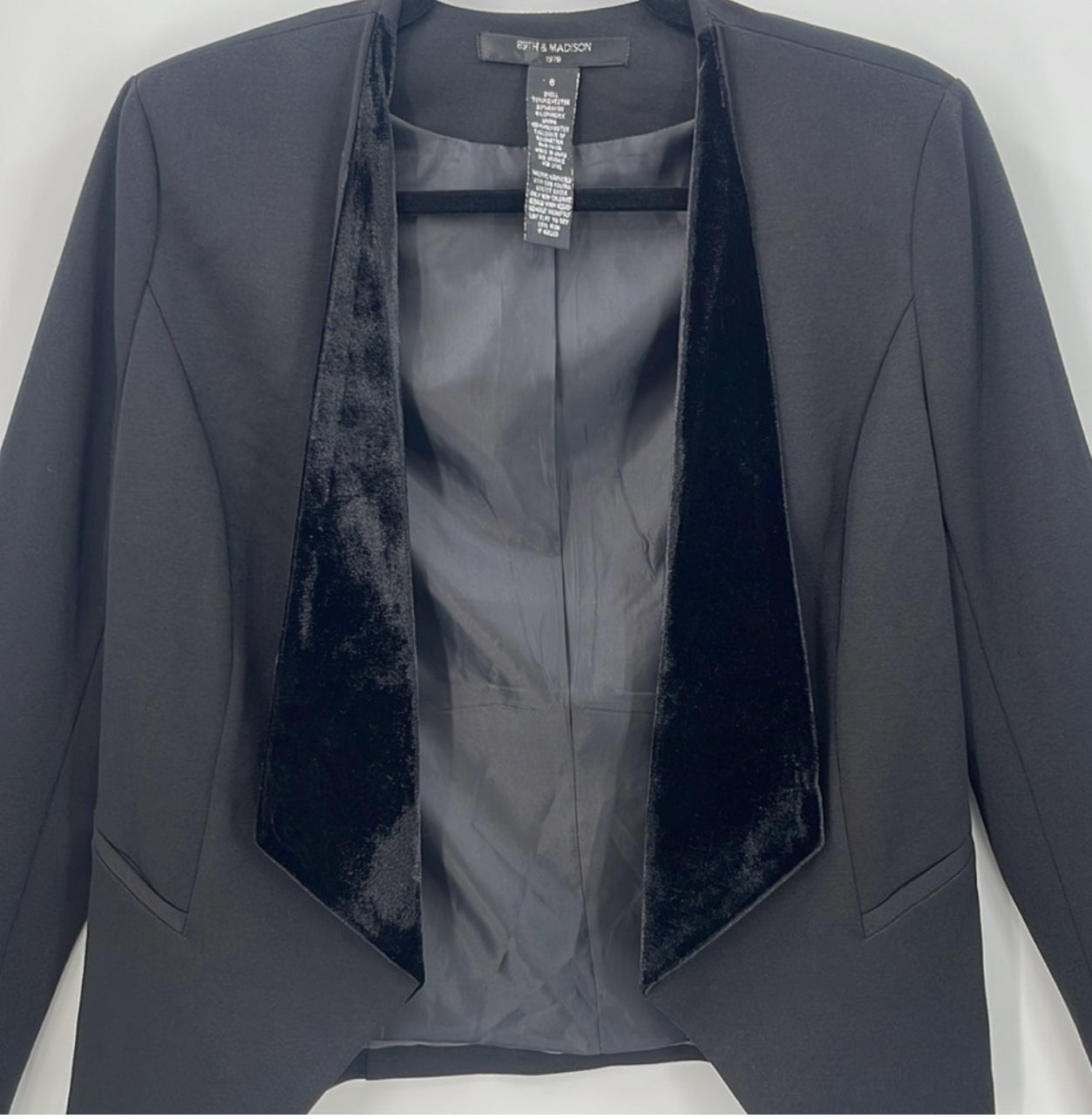 89th & Madison Velvet Trim Blazer