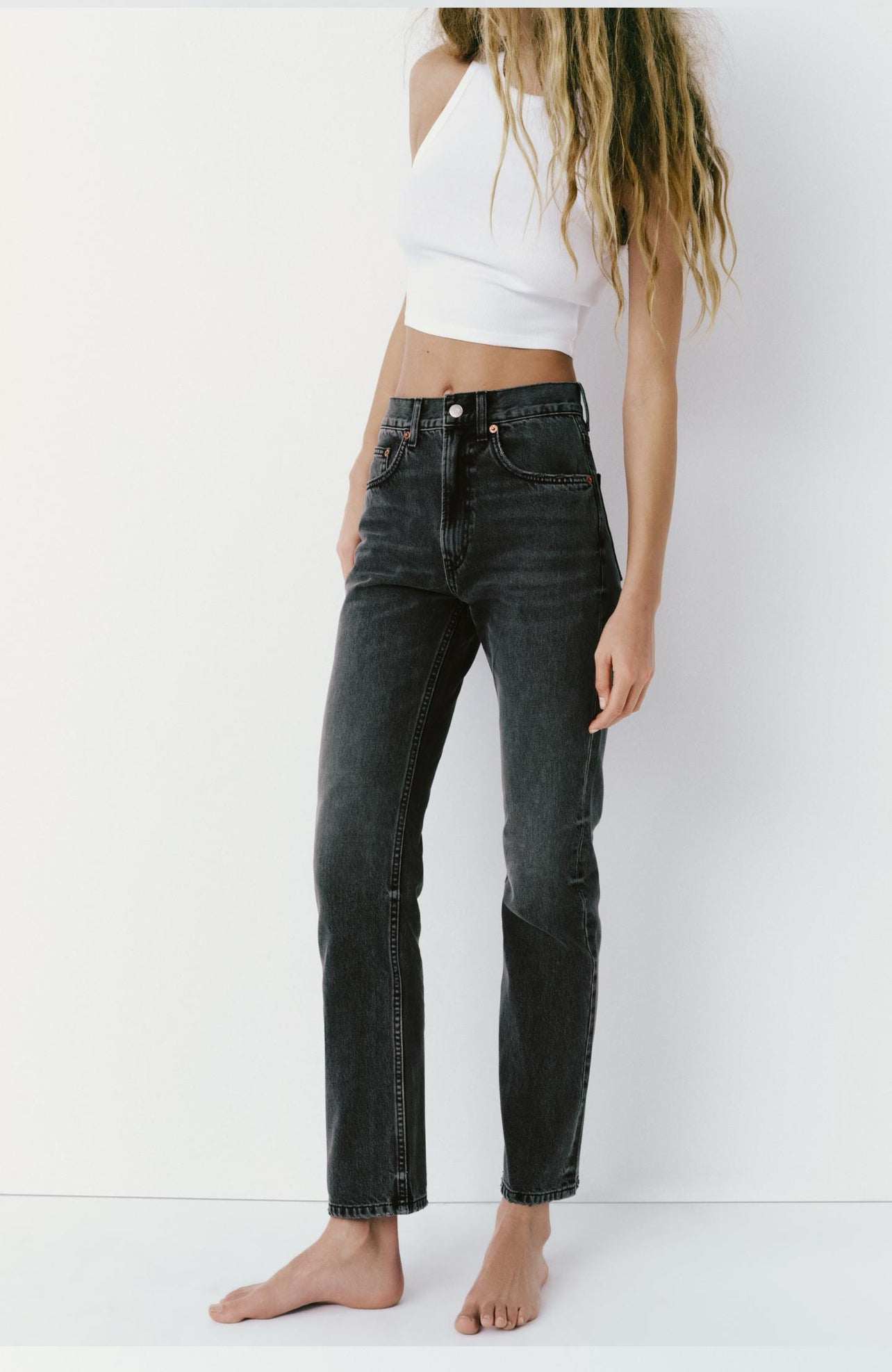 Zara TRF STRAIGHT LEG JEANS WITH A HIGH WAIST