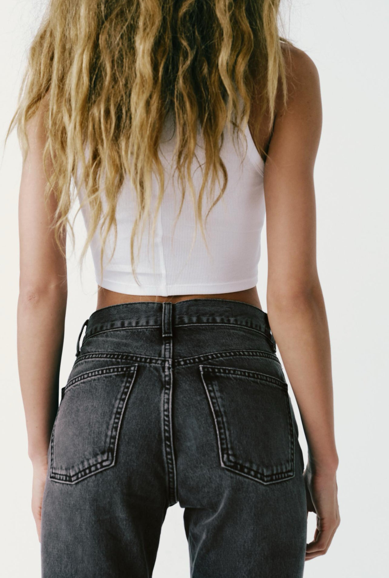 Zara TRF STRAIGHT LEG JEANS WITH A HIGH WAIST