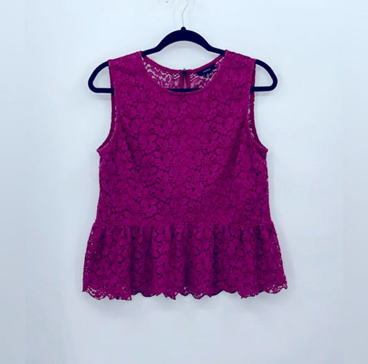 Aritzia Talula Lace Sleeveless Peplum Top