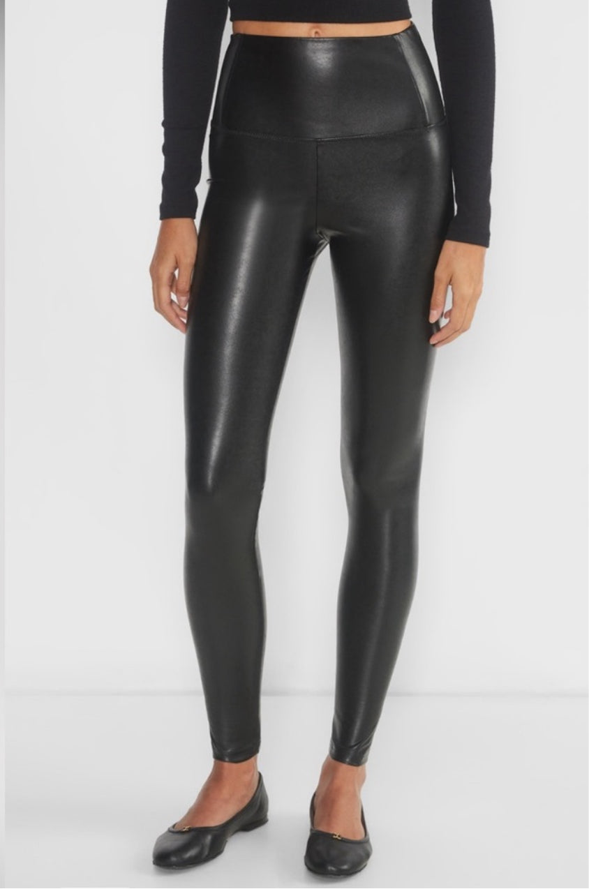 Aritzia Wilfred Daria Leggings