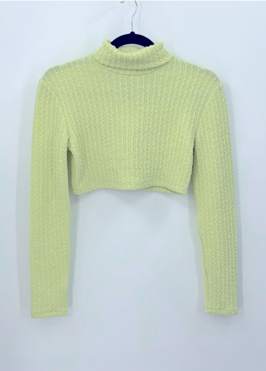 BERSHKA CroppedTurtleneck Sweater