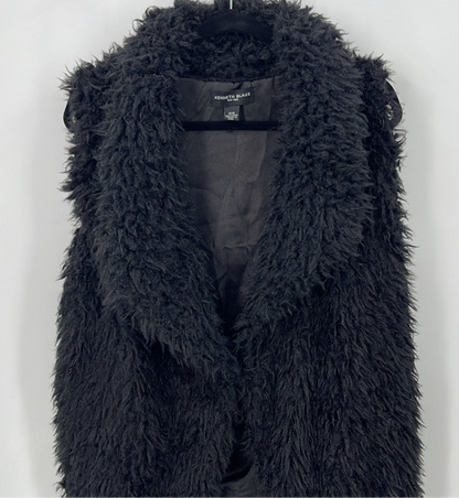 Kenneth Blake New York Faux Fur
Teddy Vest