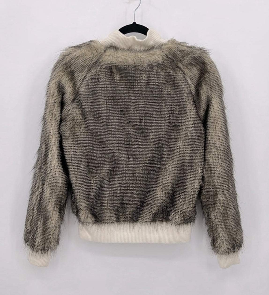 Vertigo Faux Fur Bomber – Change Things Up