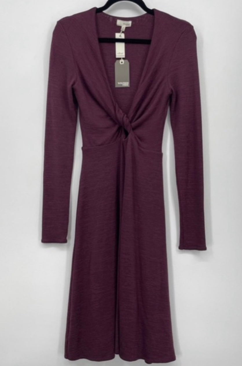 Robe Paige gratuite Aritzia Wilfred