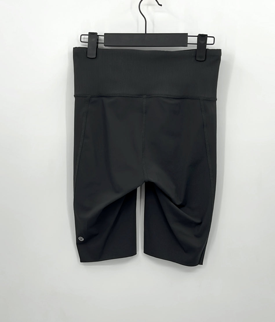 Lululemon Train Free High-Rise Short 10"