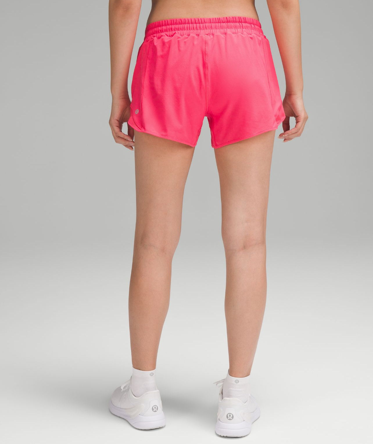 Lululemon Hotty Hot Low-Rise Lined
Short 4"