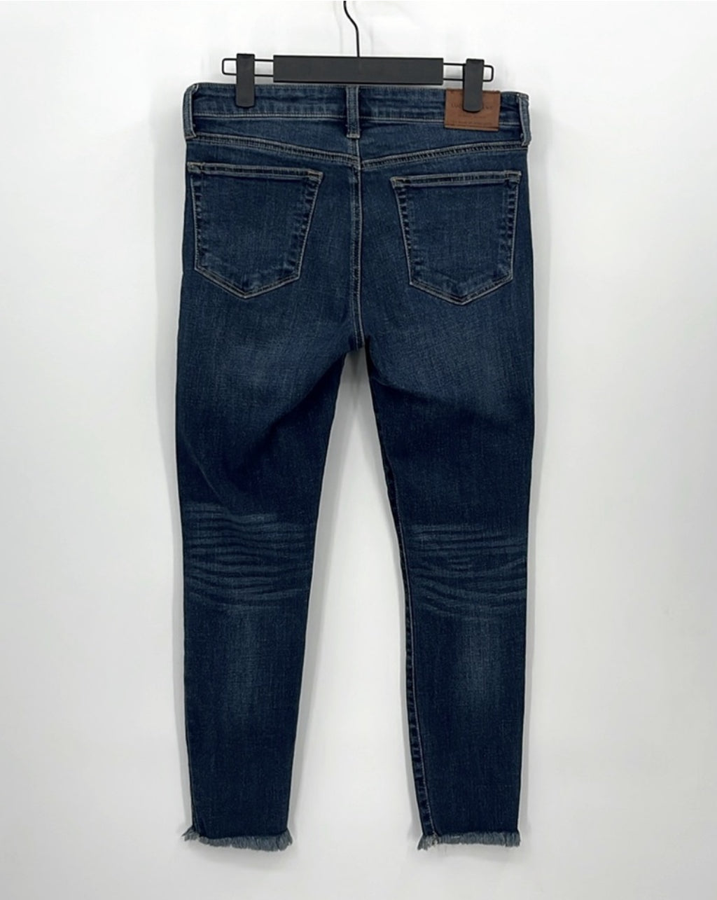 Lucky Brand Ava Mid Rise Skinny
Ankle Jeans