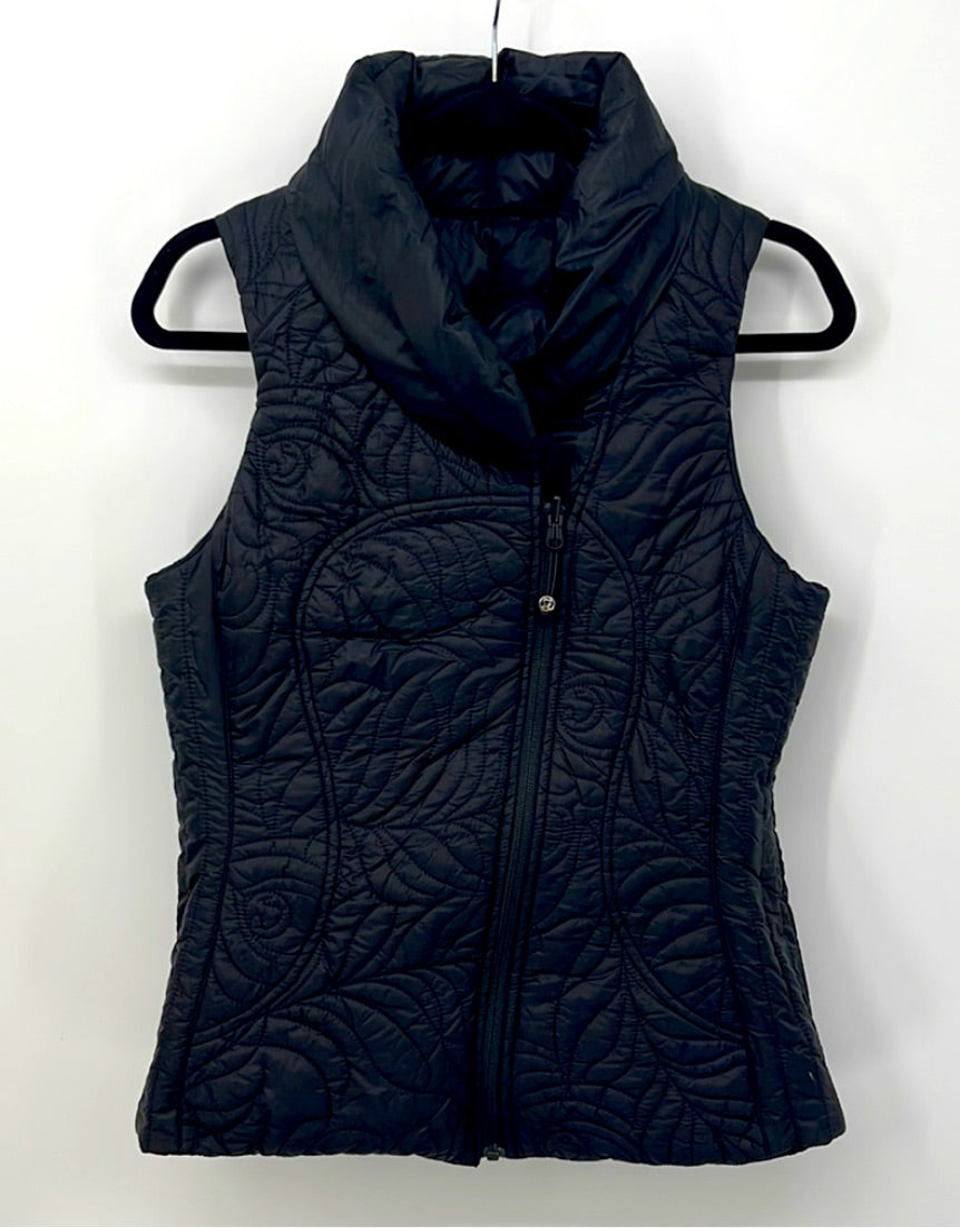 Lululemon Get Down Reversible Vest