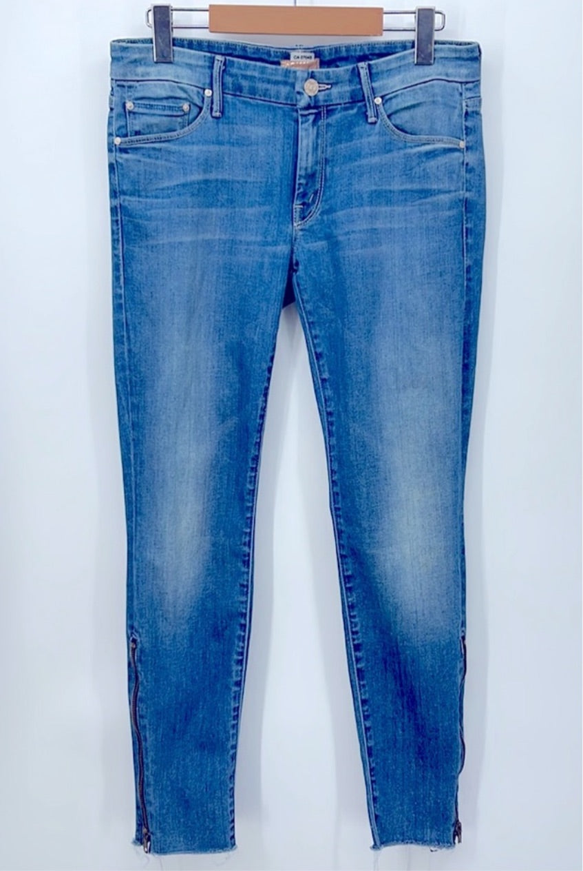 MOTHER Looker Zip Fray Jeans