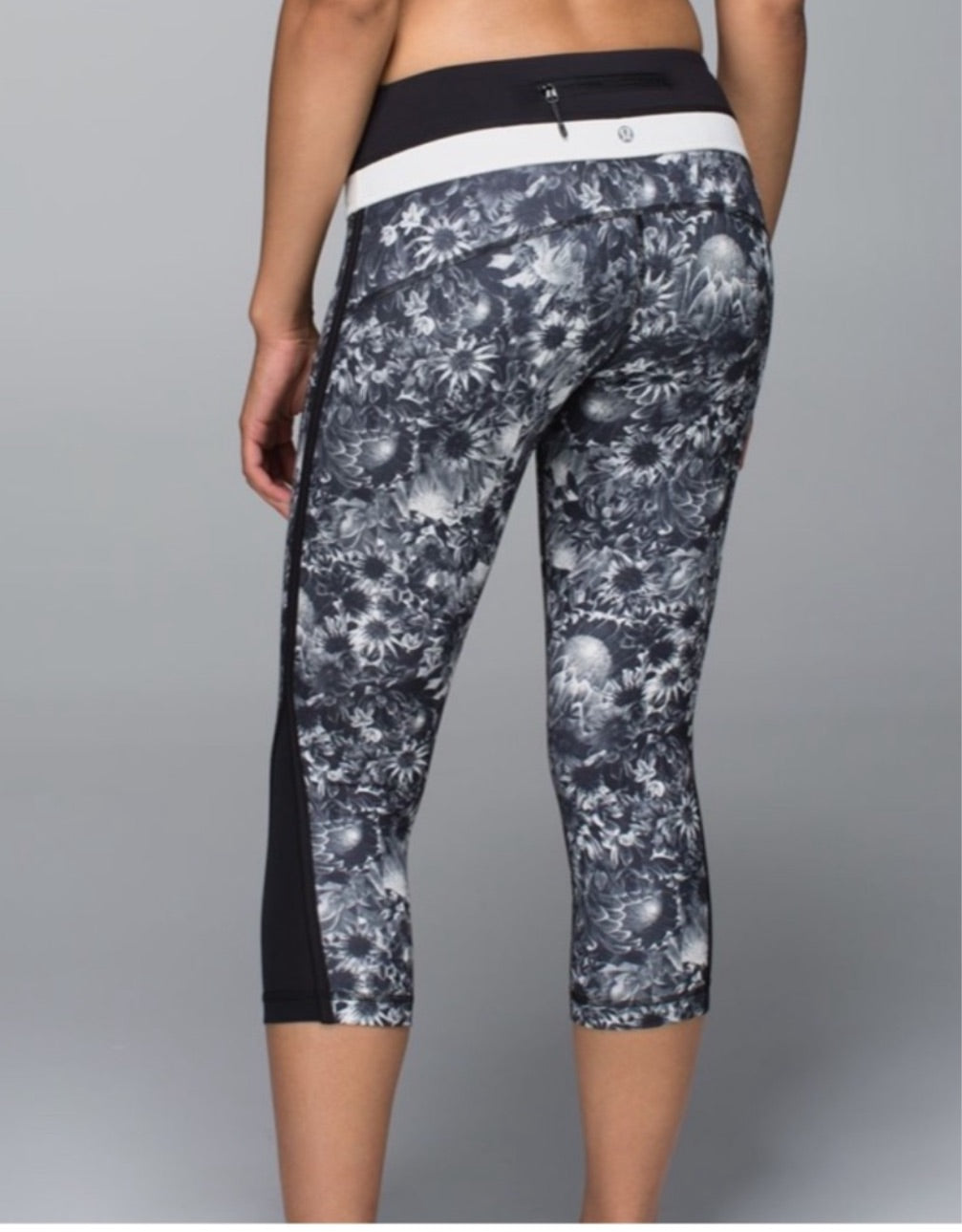 Lululemon Up The Pace Flowabunga Crop