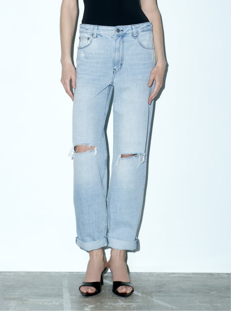 Zara Midrise Boyfriend Jeans