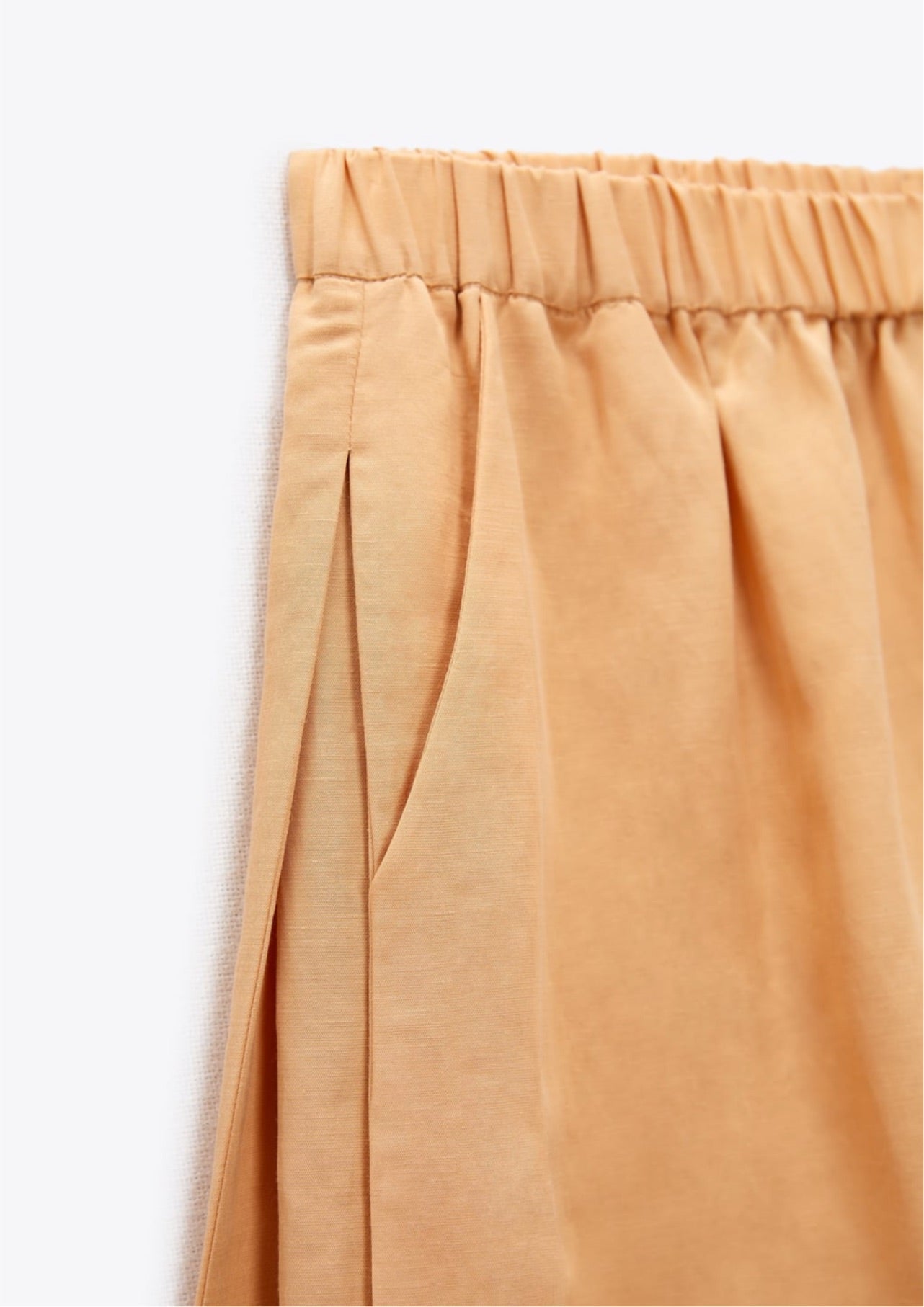 Zara Pleated Linen Blend Shorts