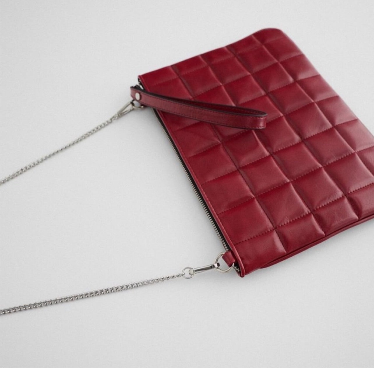 Quilted clutch bag with chain best sale